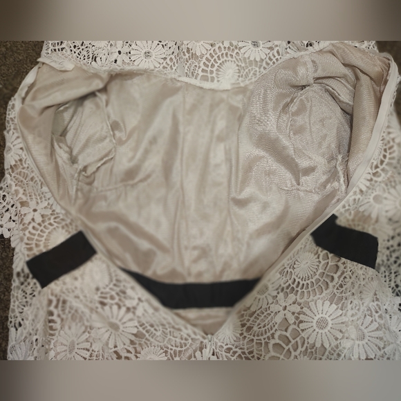 Lady Sharpely Maxi Dress, Vintage,White Lace Beige Lining, ZipUp, Short Sleeve,2 - Picture 8 of 14